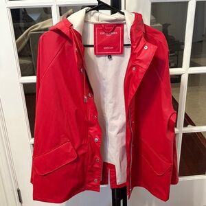 ILSE JACOBSEN Red Raincoat
